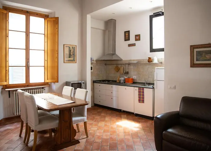 Lovely One Bedroom Apartment Nearby Ponte Vecchio